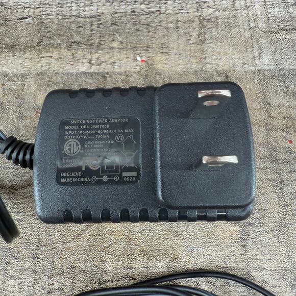 Intertek Switching Power Adapter Cord Model OBL-0900700U 100-240V 50/60Hz - Picture 3 of 11